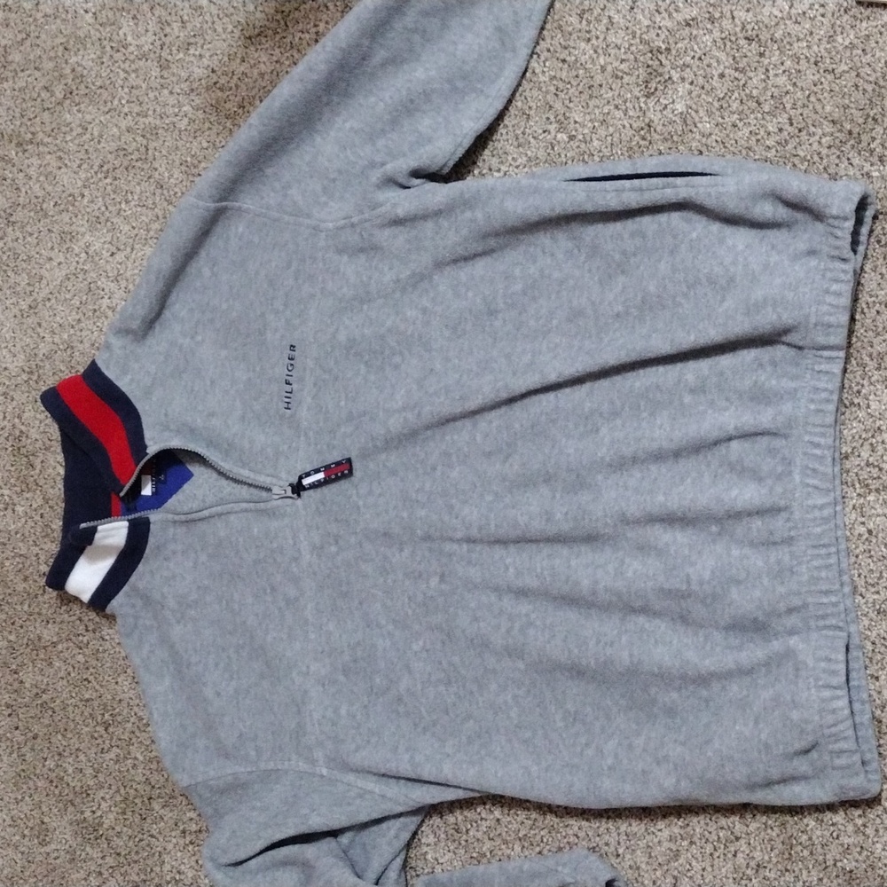 𝅺tommy Hilfiger Polar Fleece Sweatshirt. Men’s Large